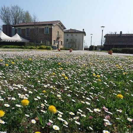 Hotel La Fornace San Vicenzo di Galliera Buitenkant foto