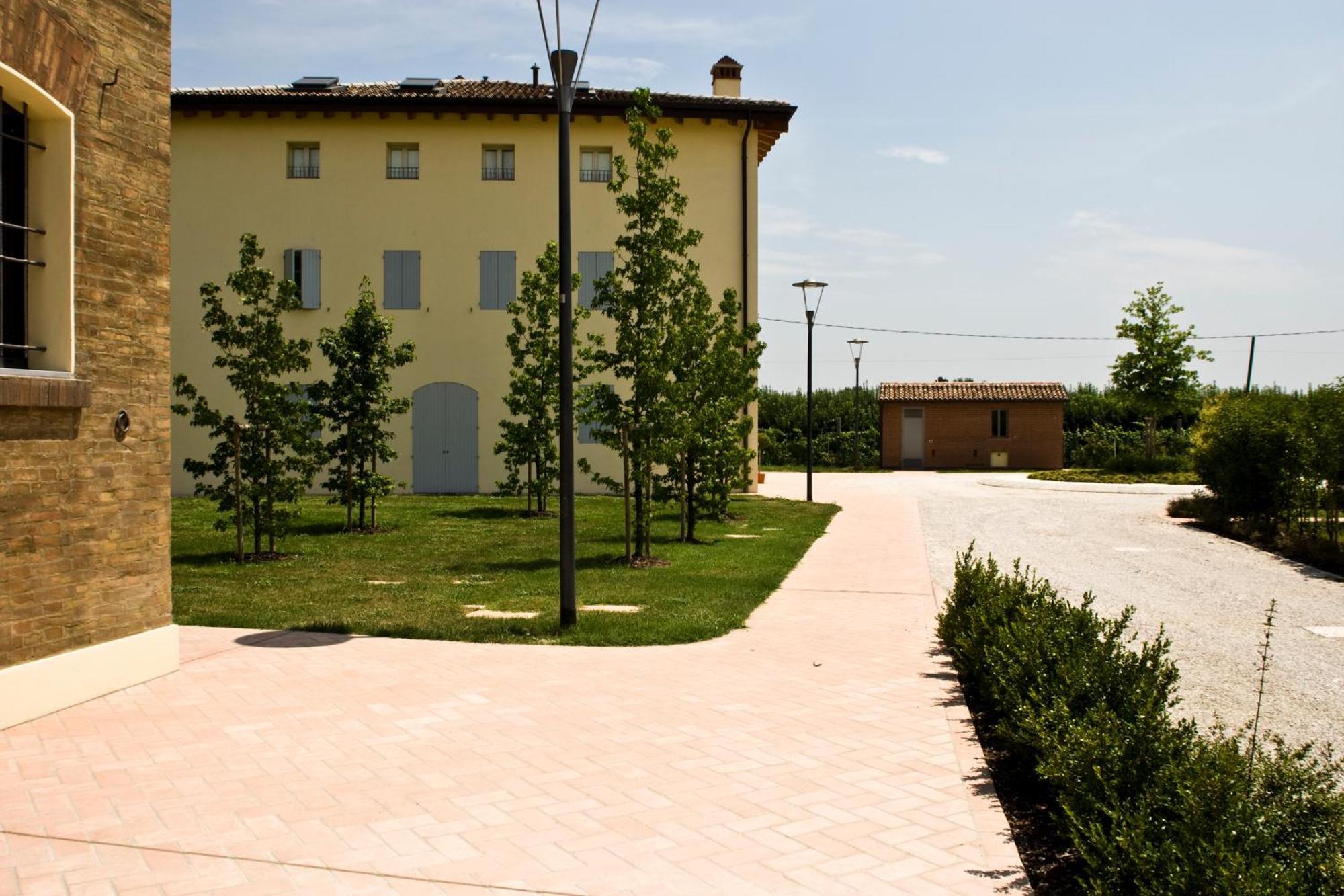 Hotel La Fornace San Vicenzo di Galliera Buitenkant foto